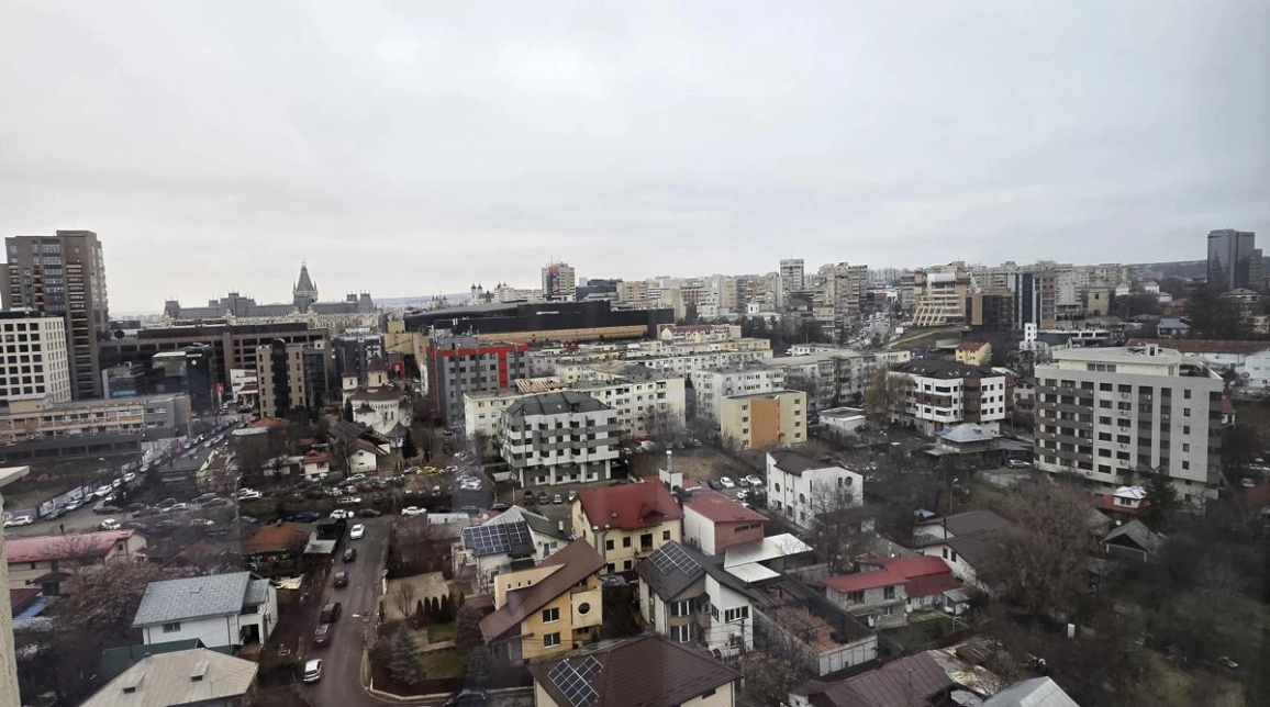 Oferta Apartament nou, 4 camere penthouse, 130 mp, Centru, de vanzare,  Vis a vis de Palas Mall imagine 13