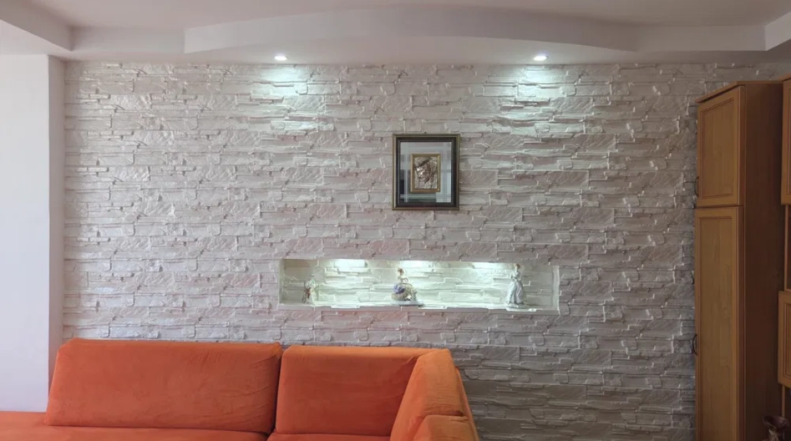 Oferta Apartament de vanzare, 2 camere, semidecomandat, 50 mp, Central,  Fostul Tribunal imagine 2