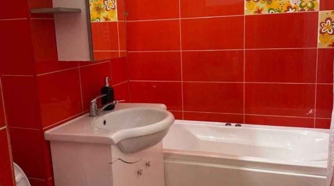 Oferta 2 camere, decomandat, 46 mp, de vanzare apartament in zona Galata imagine 3
