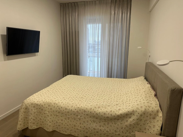 Apartament 3 camere - Centru