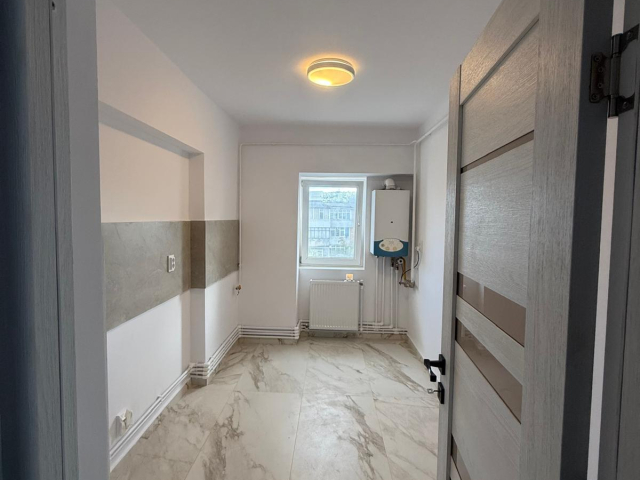 Apartament, 2 camere  decomandat,  56 mp, Dacia, de vanzare,  (Bicaz) 163306