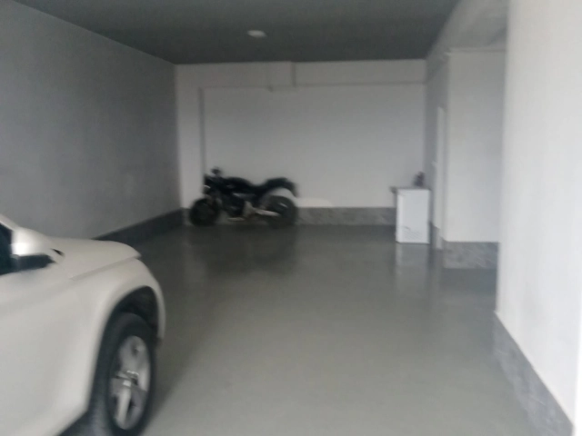 Apartament 5 camere - Ciurbesti
