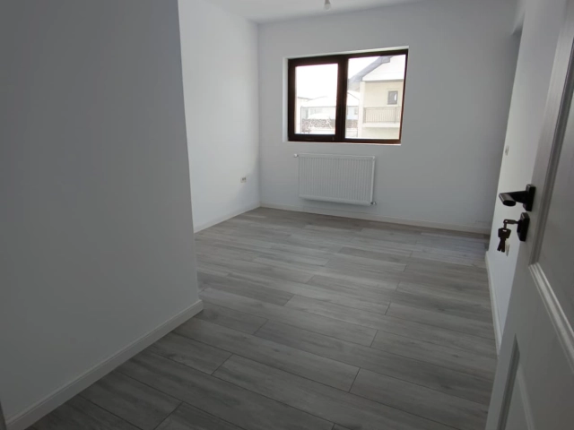 Apartament 4 camere - Valea Lupului