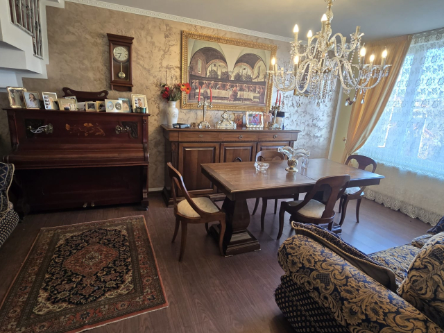 Vila de vanzare, 5 camere,  122mp, Breazu,  ( La Intrare) 162290