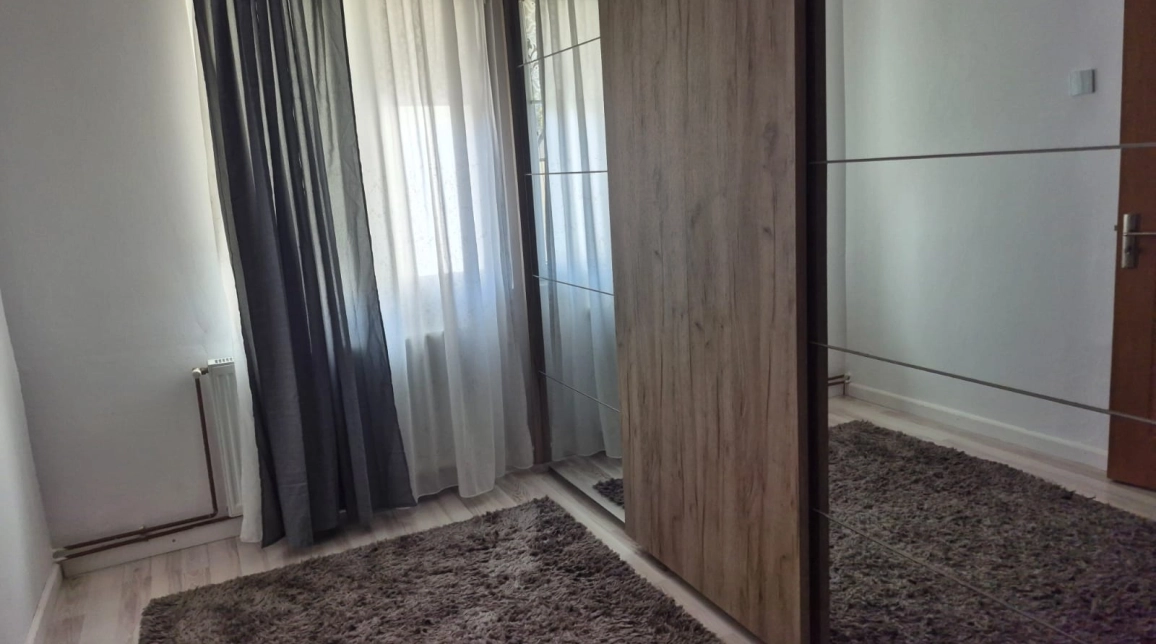 Oferta Apartament de inchiriat, 2 camere, nedecomandat, 35 mp, Tatarasi,  Piata Chirila imagine 3