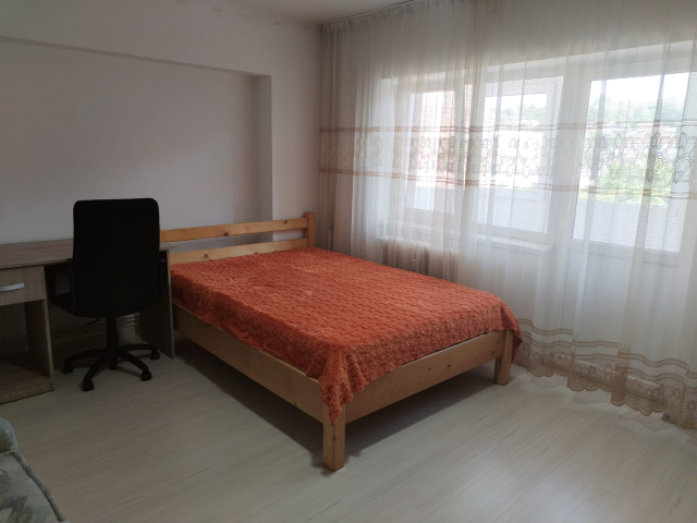 1 camera,  decomandat,  40 mp, de inchiriat apartament in zona Gara,  (Pasaj Octav Bancila) 162363