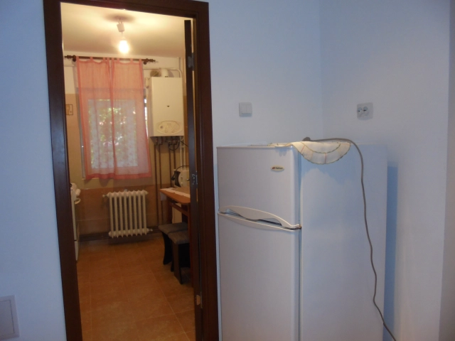 Apartament 2 camere - Podul de Fier