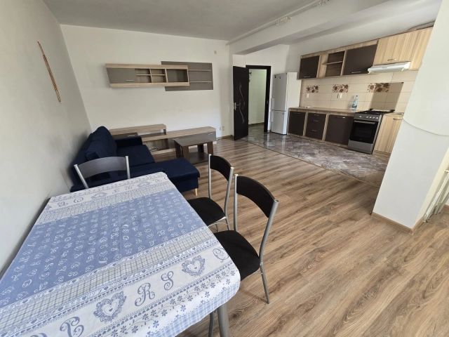 Apartament 3 camere - Popas Pacurari