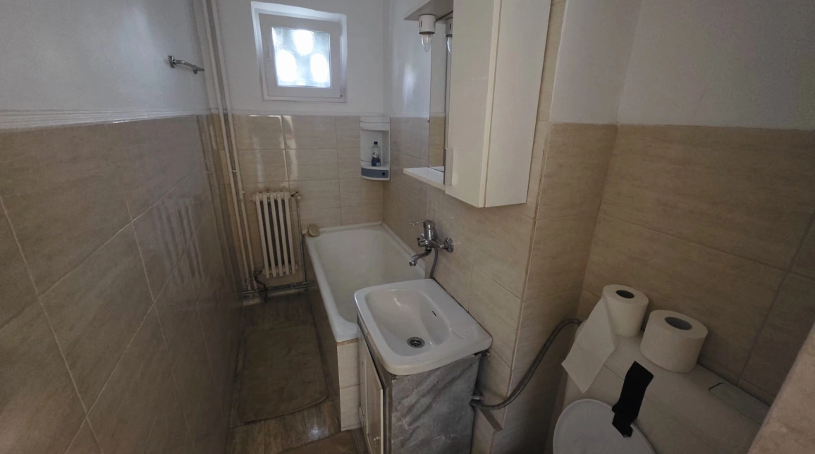 Oferta Alexandru cel Bun apartament 42 mp, 2 camere, nedecomandat, de inchiriat,  Piata Voievozilor imagine 6