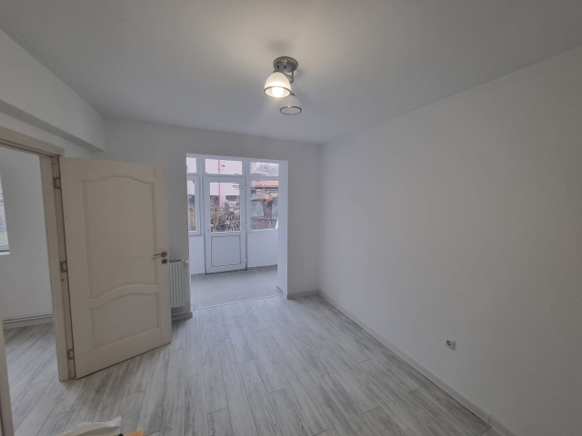 De vanzare apartament, 2 camere,  nedecomandat,  50 mp, Tudor Vladimirescu,  (Intersectia Bucsinescu) 161652