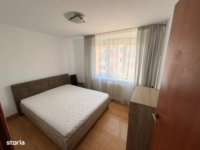 Apartament de vanzare, 4 camere,  decomandat,  74 mp, Calea Romanului,   157930