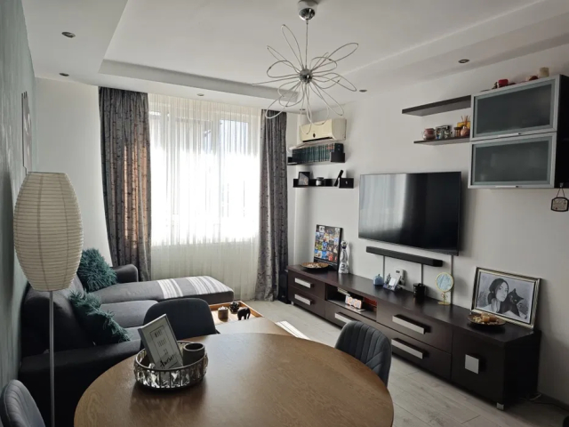 Calea Romanului apartament  50 mp, 2 camere,  semidecomandat, de vanzare,   162684