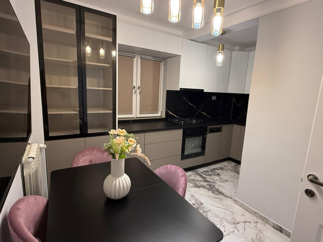 Apartament de vanzare, 3 camere,  decomandat,  82 mp, Decebal,  (Matei Basarab - Labirint ) 163365