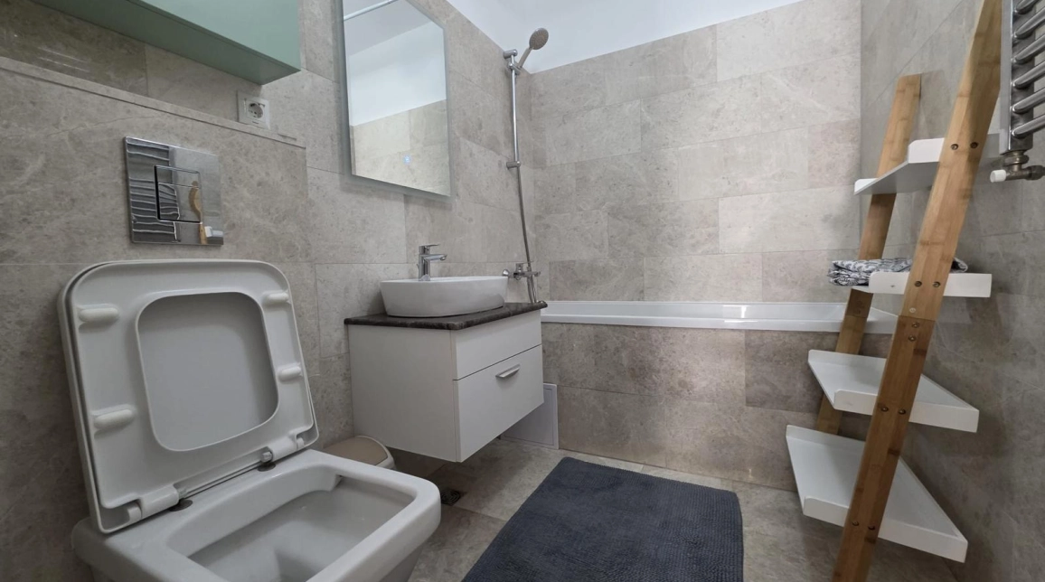 Oferta Copou apartament 90 mp, 3 camere, decomandat, de vanzare,   Complex Royal Town imagine 6