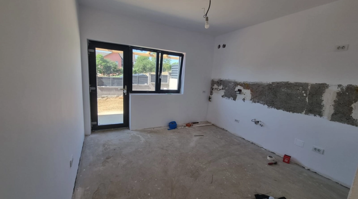 Oferta Casa de vanzare, 4 camere, 100 mp, Visani,  TLT Visan imagine 2