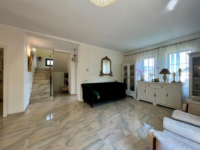 4 camere,  120mp, de vanzare vila in zona Vorovesti,  (inainte de market TLT) 163128