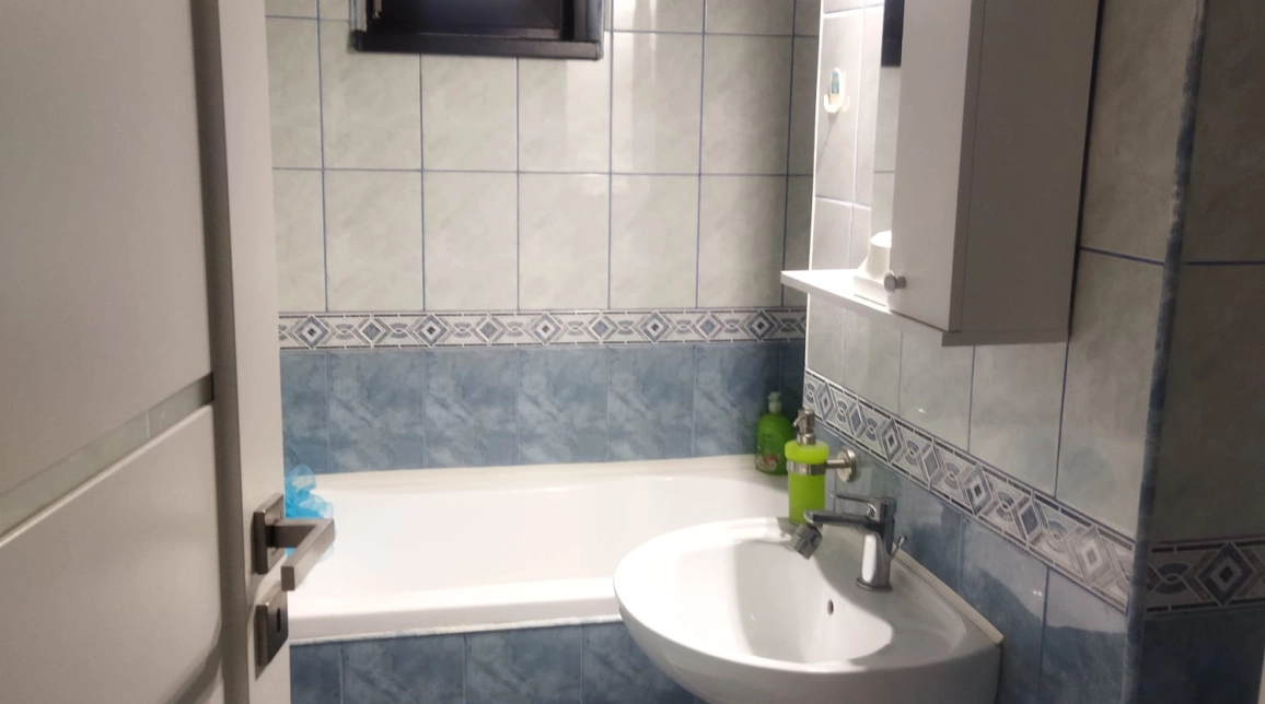 Oferta 2 camere, decomandat, 53 mp, de inchiriat apartament in zona Tatarasi,   imagine 6
