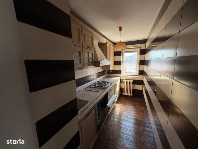 Apartament de vanzare, 4 camere,  decomandat,  74 mp, Calea Romanului,   157930
