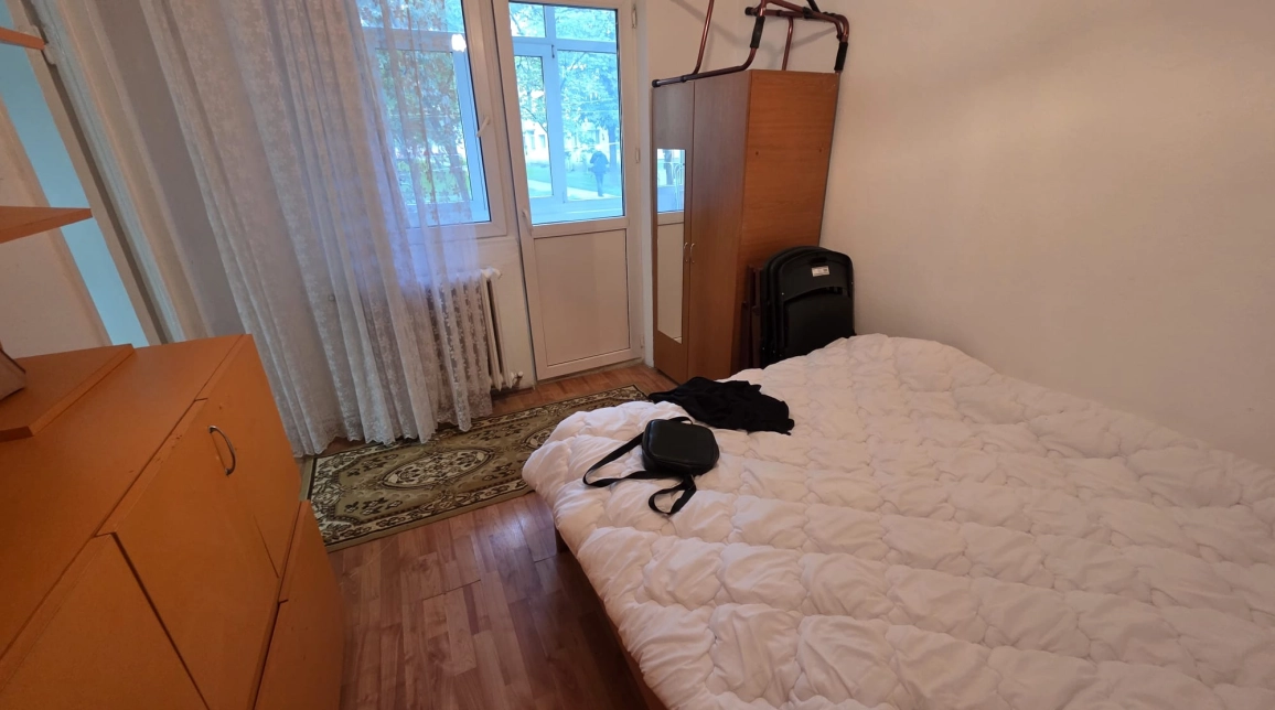 Oferta Alexandru cel Bun apartament 41 mp, 2 camere, nedecomandat, de vanzare,  Piata Voievozilor imagine 5