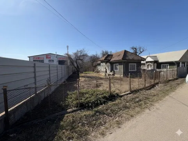 De vanzare casa, 2 camere,  70mp, 1 Mai,   161937