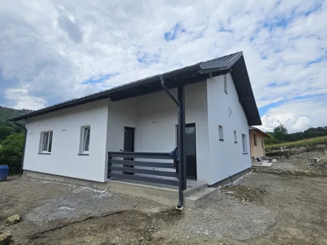 Casa de vanzare, 3 camere,  122mp, Garcina,   163045