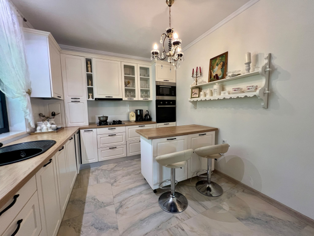 4 camere,  120mp, de vanzare vila in zona Vorovesti,  (inainte de market TLT) 163128