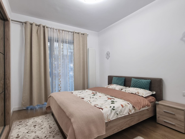Podu Ros apartament  70 mp, 2 camere,  semidecomandat, de inchiriat,  (Silk District) 160214