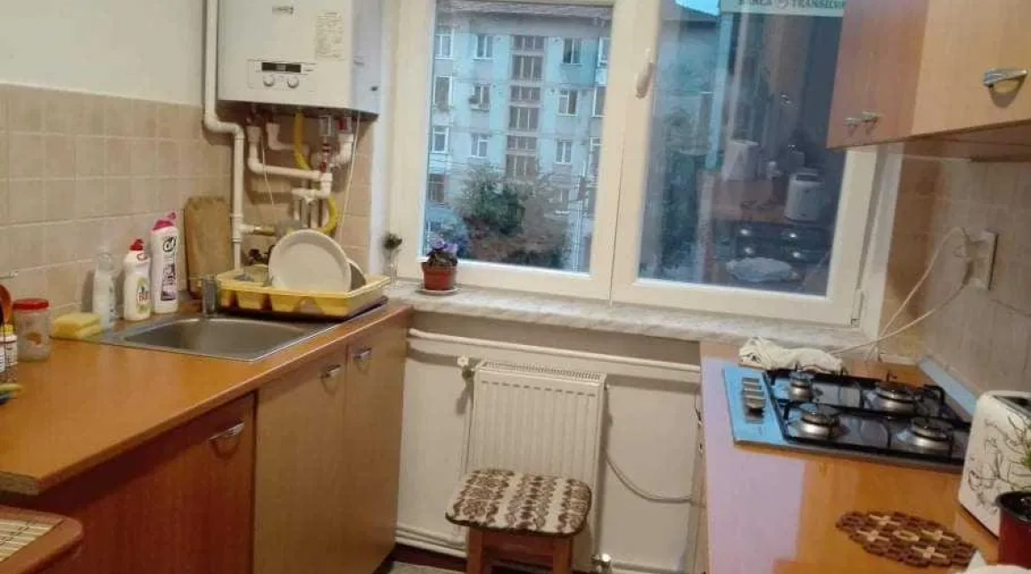 Oferta Apartament de inchiriat, 2 camere, semidecomandat, 45 mp, Central imagine 5