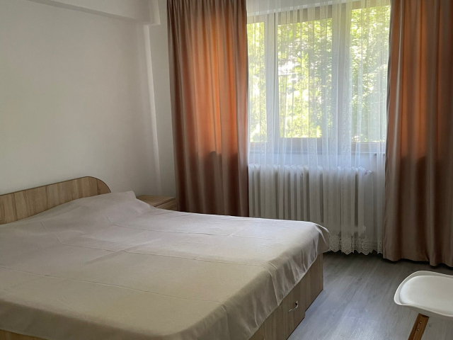 De inchiriat apartament, 2 camere,  semidecomandat,  50 mp, Tatarasi,  (Tudor Center) 162047