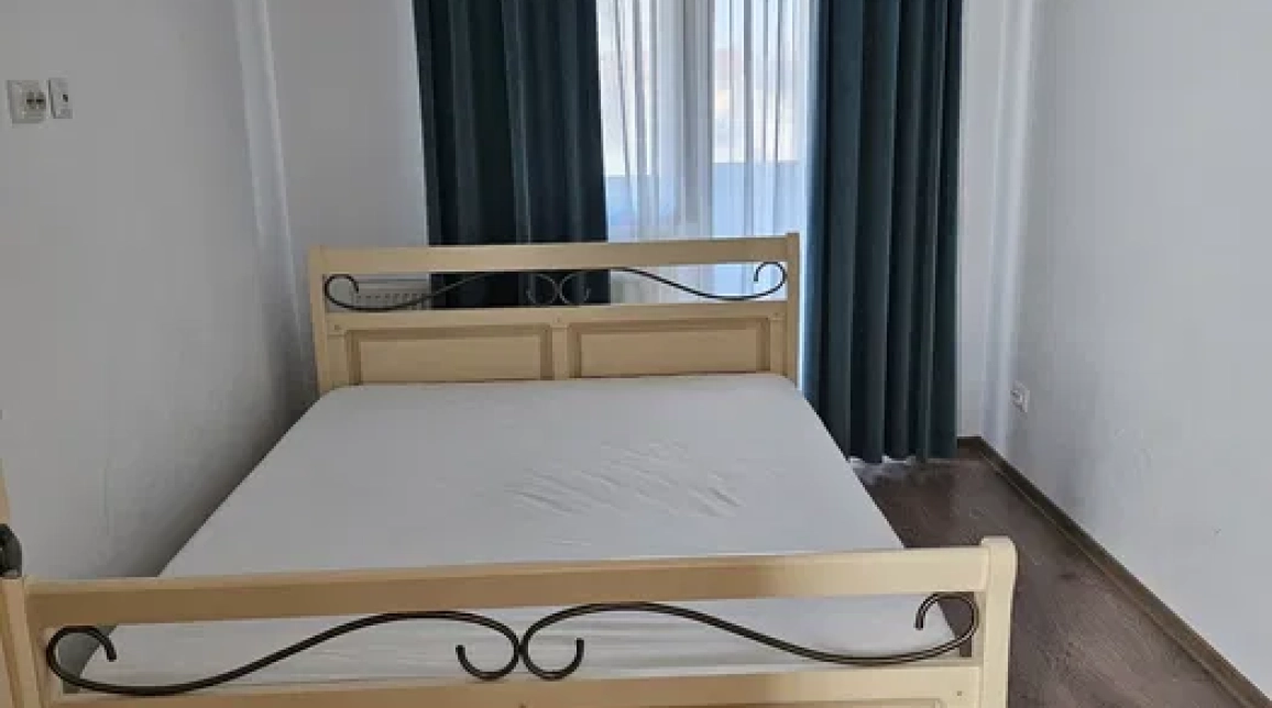 Oferta Apartament de inchiriat, 2 camere, semidecomandat, 40 mp, Centru,  Palas Mall imagine 4