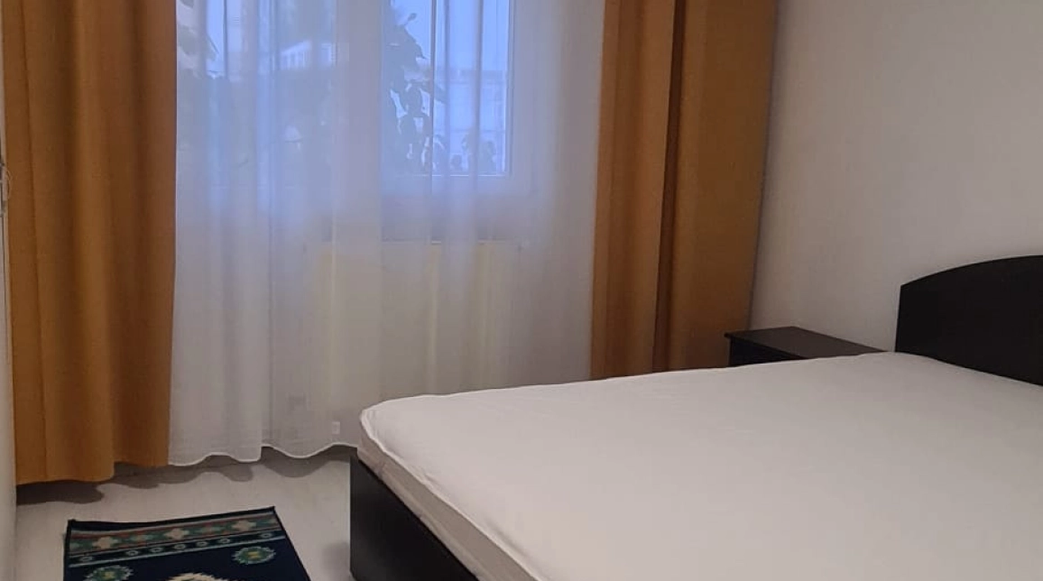 Oferta Apartament de inchiriat, 2 camere, decomandat, 60 mp, Tatarasi,  Piata 2 baieti imagine 2