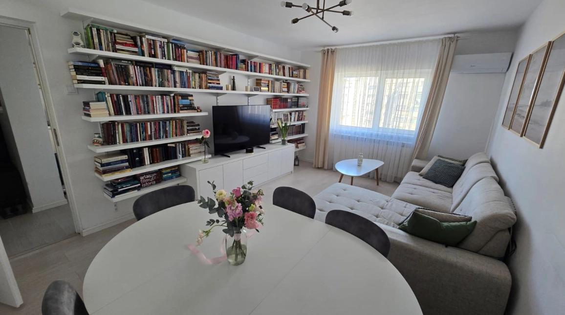 Oferta De vanzare apartament, 3 camere, decomandat, 70 mp, CUG,  Providenta imagine 1