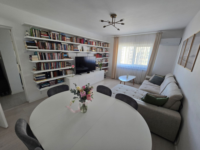 De vanzare apartament, 3 camere,  decomandat,  70 mp, CUG,  (Providenta) 161767