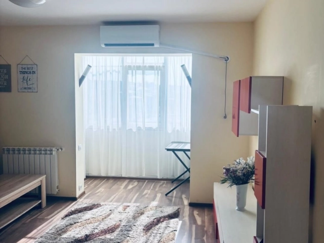 Apartament 3 camere - Pacurari