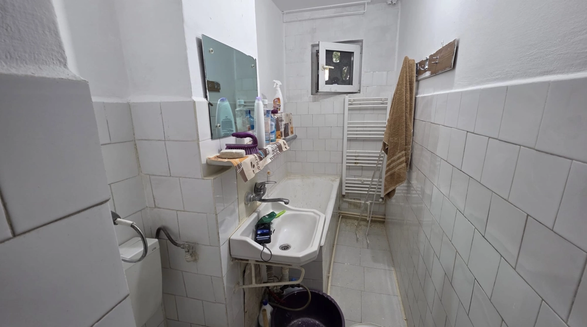 Oferta Alexandru cel Bun apartament 41 mp, 2 camere, nedecomandat, de vanzare,  Piata Voievozilor imagine 6