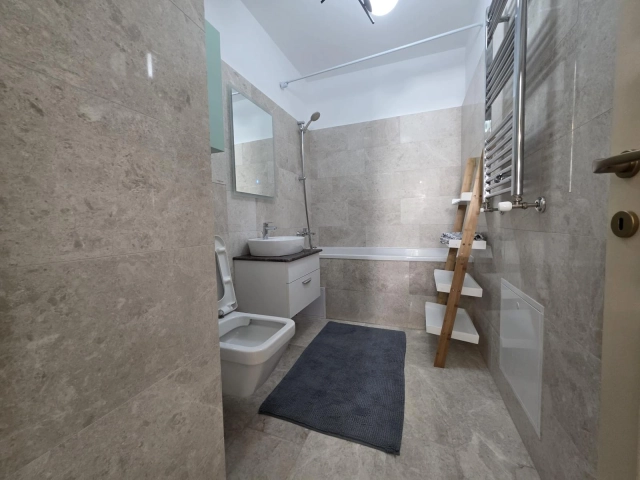 Apartament 3 camere - Copou