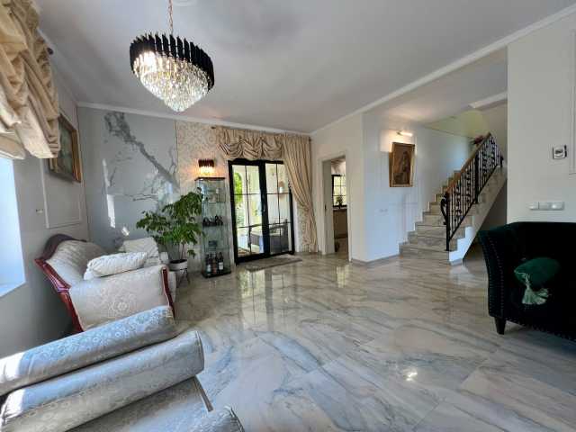 4 camere,  120mp, de vanzare vila in zona Vorovesti,  (inainte de market TLT) 163128