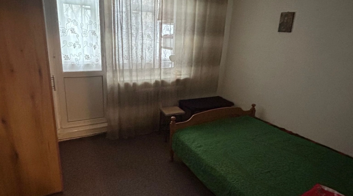 Oferta Alexandru cel Bun apartament 42 mp, 2 camere, decomandat, de inchiriat,  Minerva imagine 1