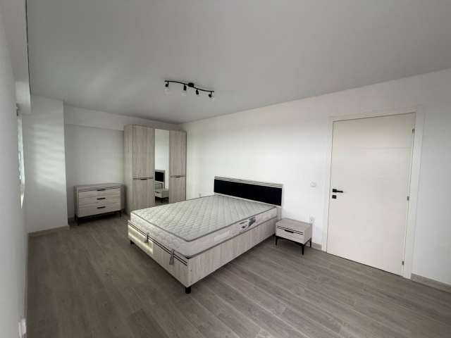2 camere,  semidecomandat,  52 mp, de inchiriat apartament nou in zona Copou,  (Copou  Garden) 163513