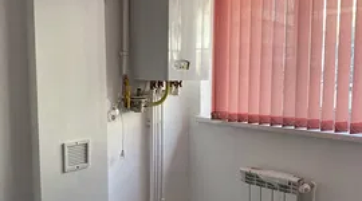 Oferta 2 camere, semidecomandat, 45 mp, de vanzare apartament in zona Central,  Biserica Catolica imagine 2