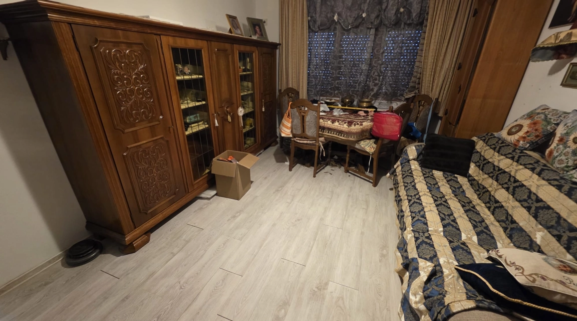 Oferta De vanzare apartament, 4 camere, decomandat, 90 mp, Dacia,  Zimbru imagine 3