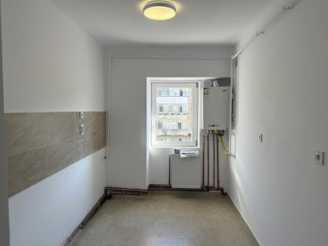 Dacia apartament  54 mp, 2 camere,  decomandat, de vanzare,  (Bicaz) 162124