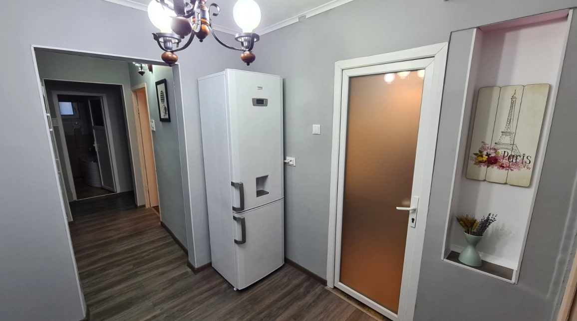 Oferta Apartament de vanzare, 3 camere, decomandat, 60 mp, Galata,  Lidl imagine 4