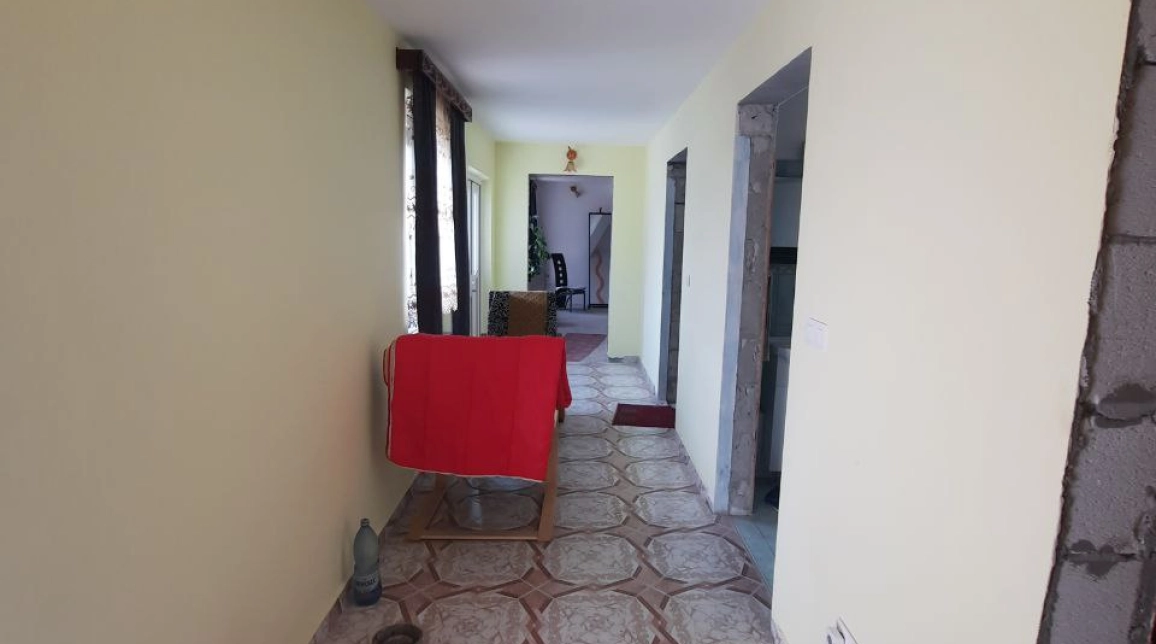 Oferta Casa, 5 camere , 124 mp, Tg Neamt, de vanzare,  Grumazesti imagine 16