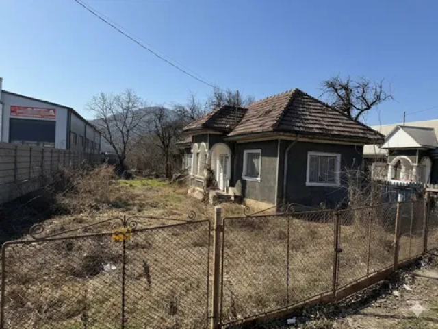 De vanzare casa, 2 camere,  70mp, 1 Mai,   161937