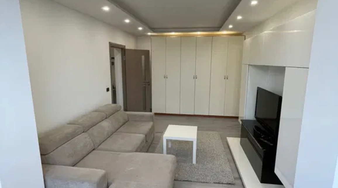 Oferta Podu Ros apartament 50 mp, 2 camere, semidecomandat, de inchiriat,  Rond Pod Ros imagine 1