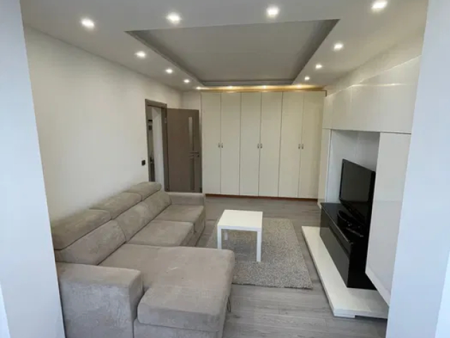 Podu Ros apartament  50 mp, 2 camere,  semidecomandat, de inchiriat,  (Rond Pod Ros) 161739