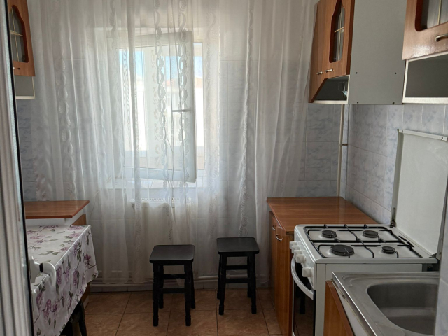 Dacia apartament  57 mp, 3 camere,  decomandat, de inchiriat,  (Coliba Moldovenlior) 162634