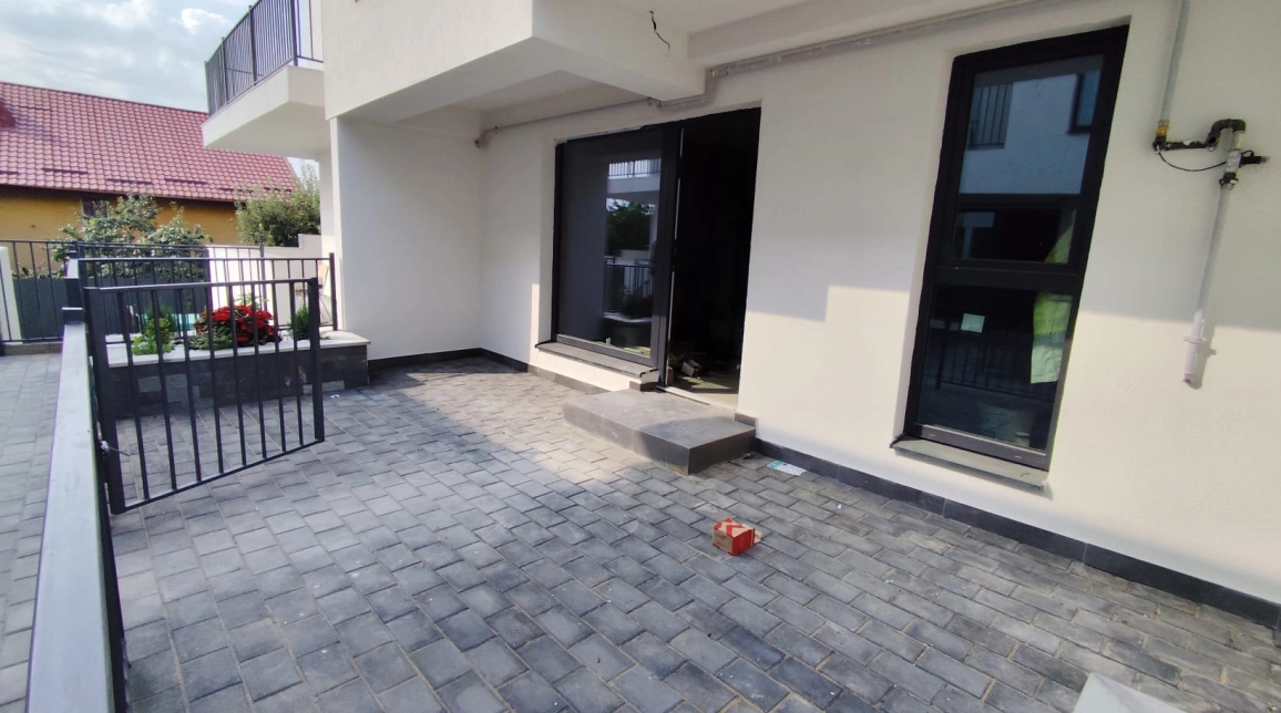 Oferta De vanzare apartament nou, 3 camere, semidecomandat, 80 mp, Popas Pacurari,  400m de la drumul european imagine 1