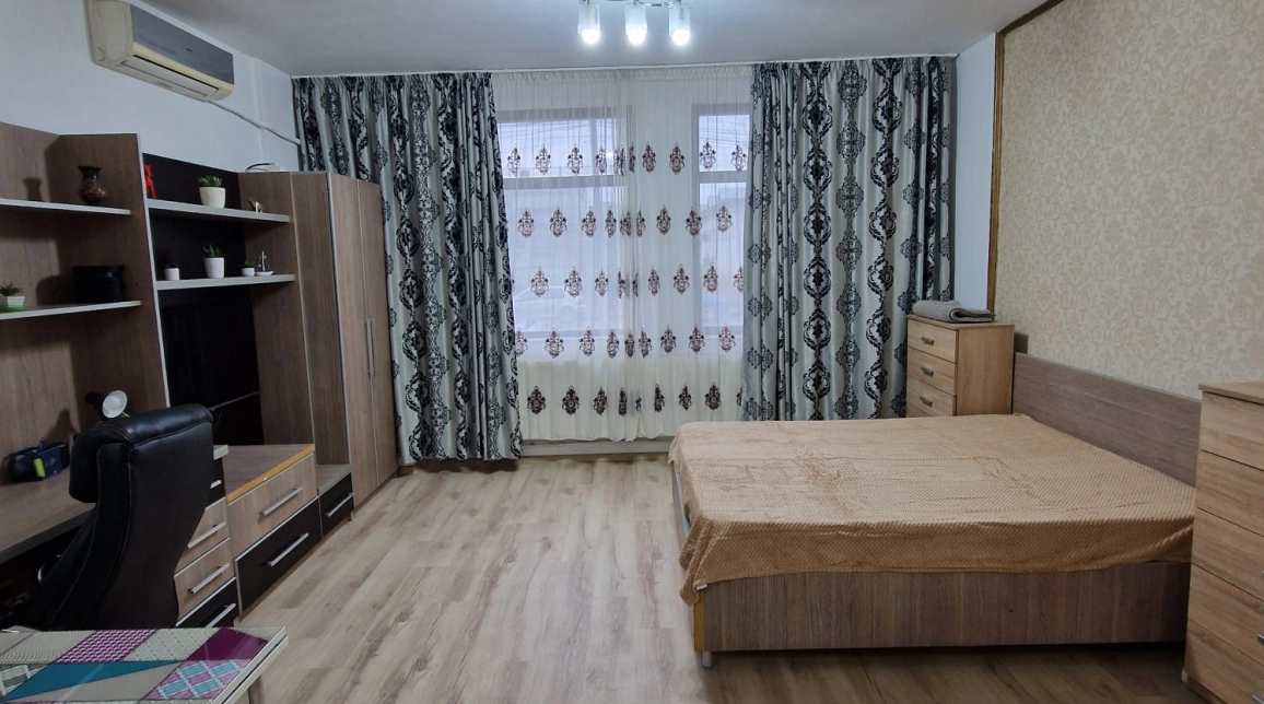 Oferta Garsoniera de vanzare, 33 mp, Baza 3,  Granit imagine 1